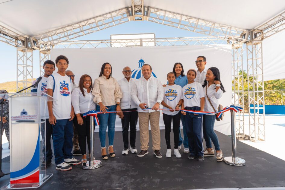 @JosePaliza ¡Más espacios para el deporte y la juventud! Inauguramos la nueva cancha mixta en Cabeza de Toro, un compromiso cumplido que se suman a los esfuerzos del gobierno de generar bienestar y desarrollo de nuestros jóvenes y nuestras comunidades