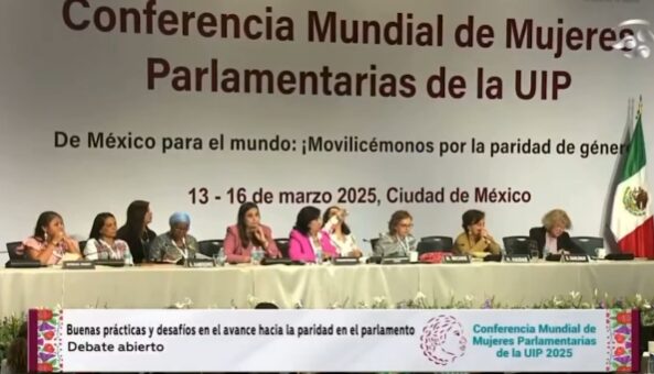 @DiputadosRD @Dharuellydaza, en México, participó en el panel: Buenas prácticas y desafíos en la promoción de la paridad en el Parlamento