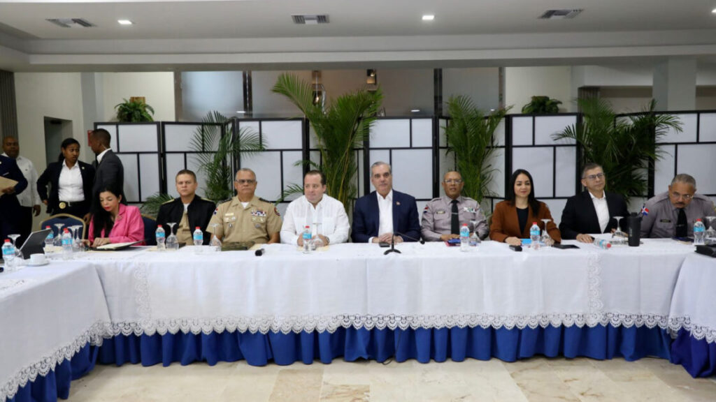 Presidente Abinader encabeza reunión de seguimiento al Plan de Seguridad Ciudadana