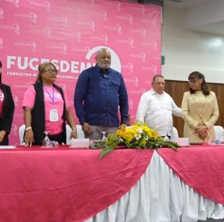 @RobertoFulcar Honrado de compartir en “Liderazgo Femenino Trascendente”, celebrando el poder del liderazgo femenino para transformar sociedades. Gracias a FUGESDEMU por esta gran iniciativa que inspira y fortalece el cambio