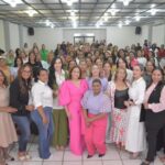 @GloriaReyesG comparte con una comunidad de mujeres en Valverde