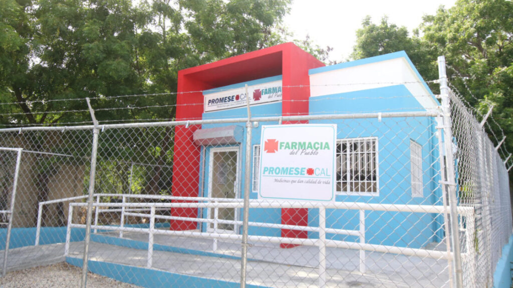 Farmacias del Pueblo fortalece la formación de jóvenes con pasantías del Programa Oportunidad 14/24