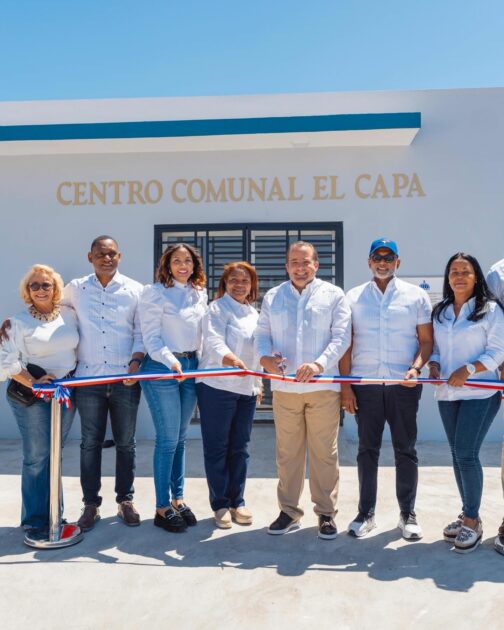 @JosePaliza agotó este hoy una agenda de trabajo en la provincia San Juan de la Maguana, donde supervisó los avances de la construcción del Aeropuerto Doméstico Granero del Sur, e inauguró tres centros comunales