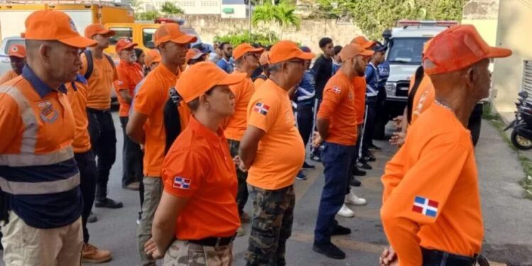 Defensa Civil refuerza capacitación de voluntarios por operativos de Semana Santa