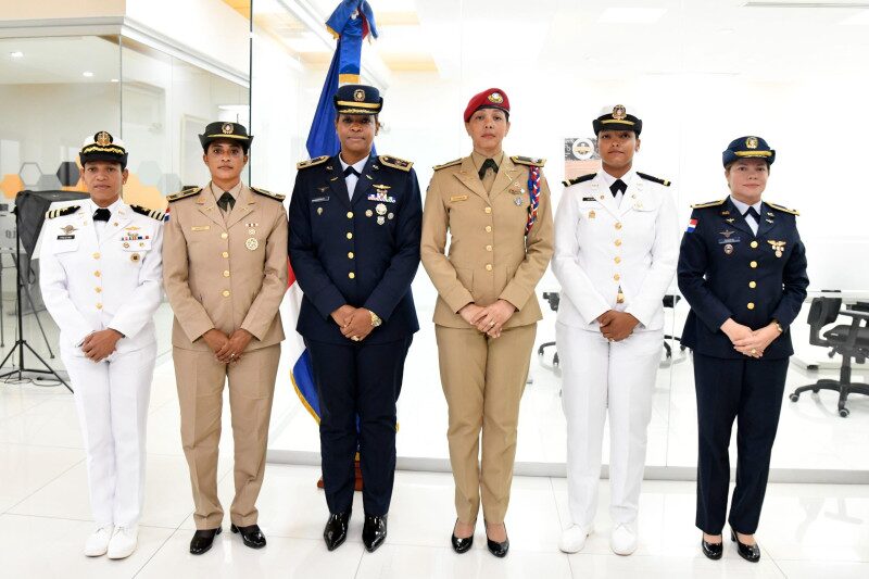 Liderazgo femenino en la defensa de la patria REPÚBLICA DOMINICANA; “Estamos siempre listas por aire, mar y tierra” son ORGULLO DOMINICANO