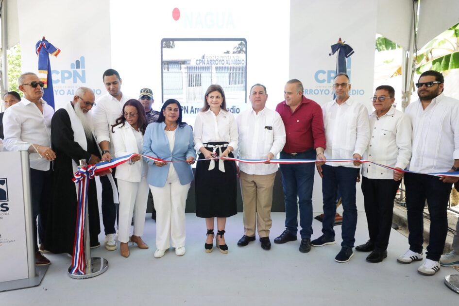@RaquelPenaVice inauguró el remozamiento del Centro de Primer Nivel de Arroyo al Medio, ofreciendo a la comunidad un espacio de atención médica de calidad, en un ambiente digno y adecuado para todos y todas