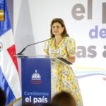 @RaquelPenaVice Vicepresidenta rechaza presencia de haitianos ilegales en el Altar de la Patria
