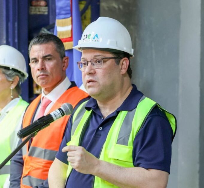 @AduanaRD “Esto no es solo una destrucción de mercancías, es una reafirmación del compromiso de Aduanas con la lucha contra la falsificación y el comercio ilícito