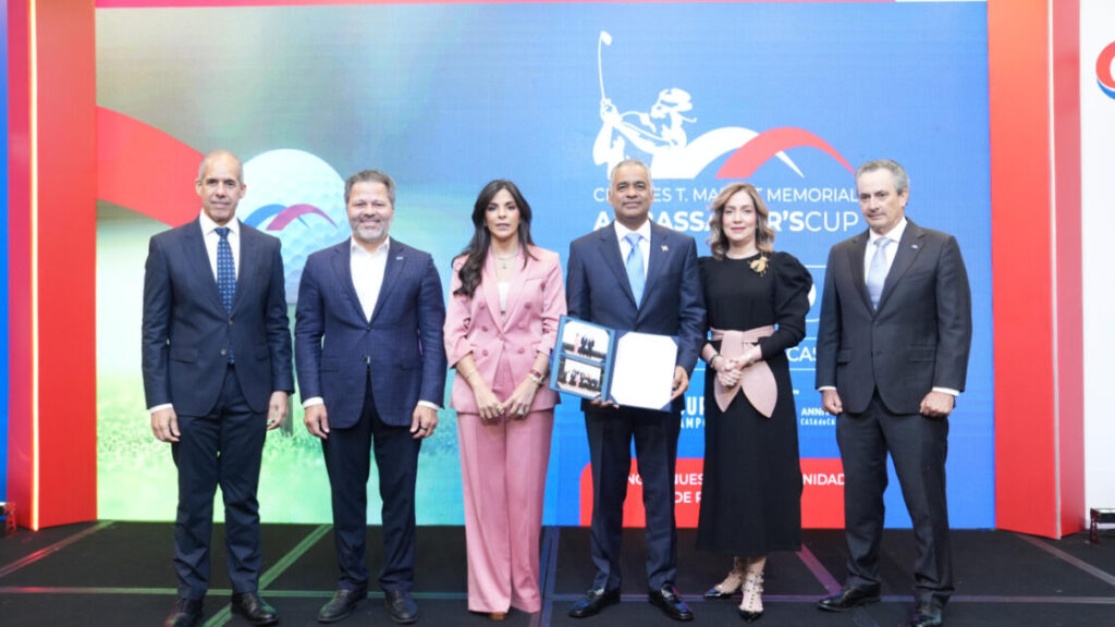 Ministro Joel Santos resalta incremento del 54 % de energía térmica en la capacidad instalada del SENI hacia 2028