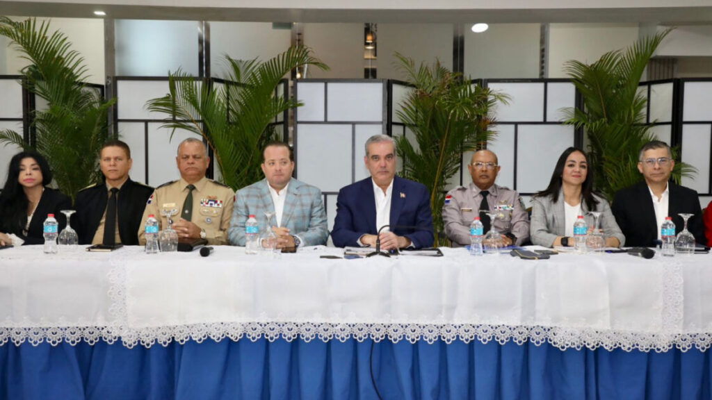Presidente Abinader encabeza reunión de seguimiento al Plan de Seguridad Ciudadana