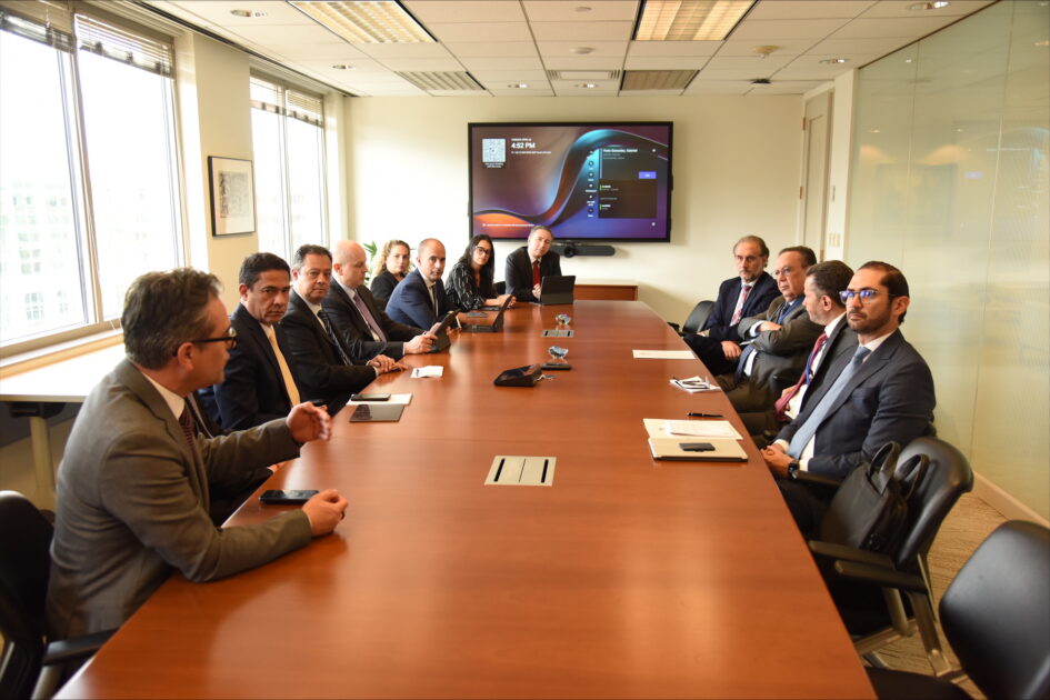 @BancoCentralRD Gobernador Valdez Albizu participa en las reuniones de primavera del FMI y del GBM