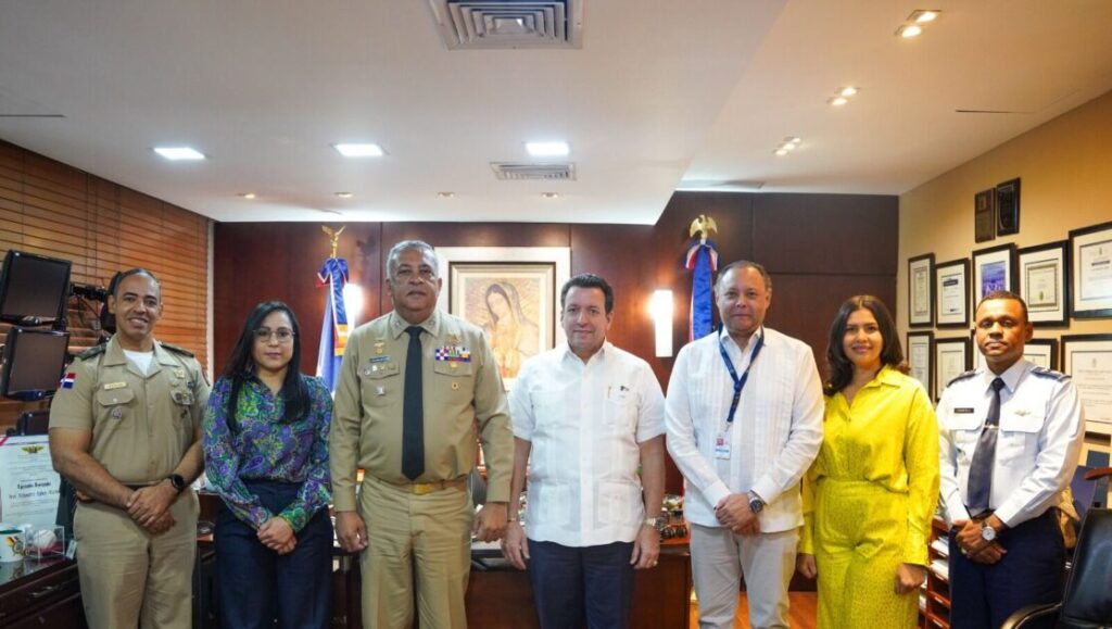 @MigracionRDo y Unicaribe consolidan alianza para fortalecer la formación de agentes de interdicción migratoria