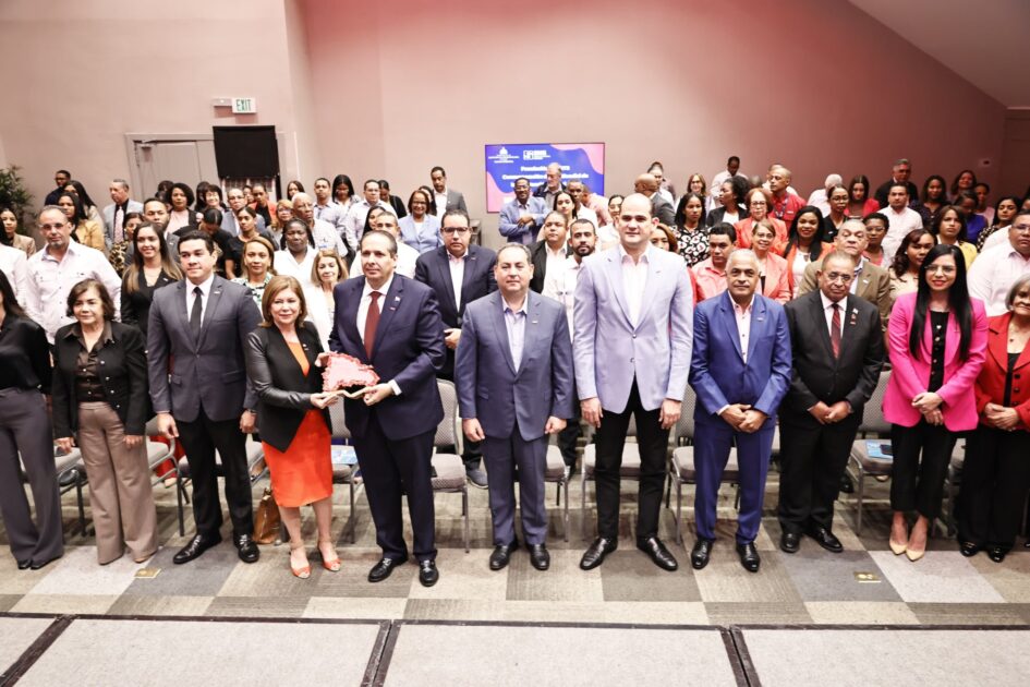 @DrMarioLama En el marco de la celebración del día mundial de la hipertension participamos en el evento de premiacion HEARTS organizado por el Ministerio de @SaludPublicaRD