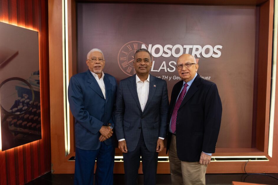 @EnergiatMinasRD @JoelSantosE participó en el programa “Nosotros a las 8”, conducido por los comunicadores Juan TH y George Rodríguez