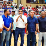 Ministerio de Deportes entrega un millón de pesos para torneo de baloncesto en Puerto Plata