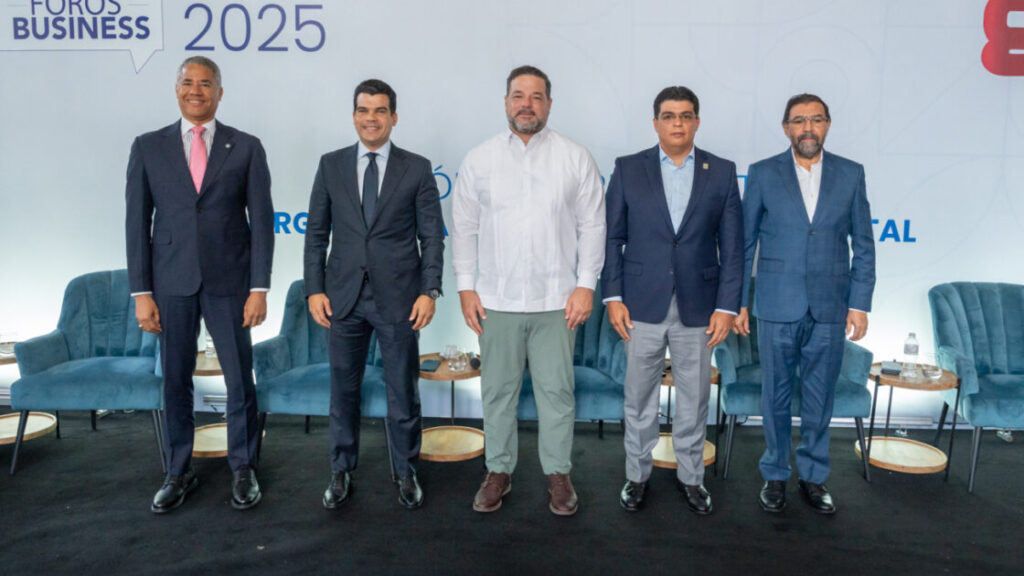 Ministro Paíno Henríquez llama a la sociedad civil a involucrarse en la conservación del agua