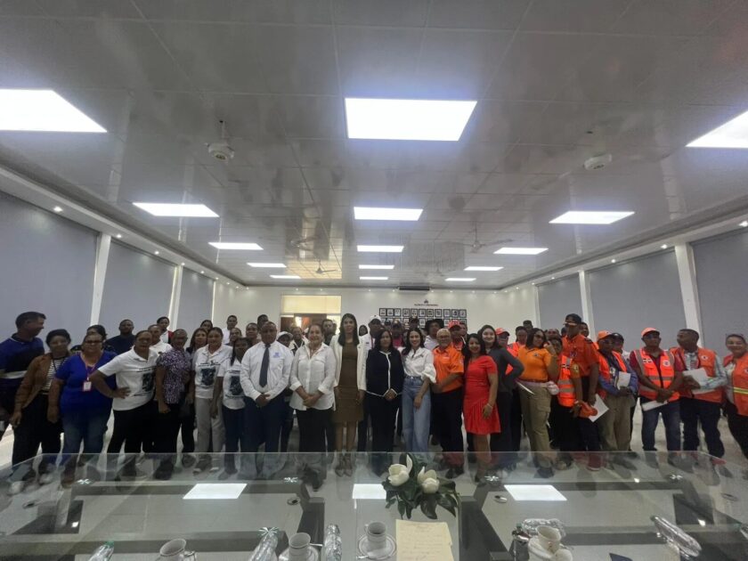@ProcuraduriaRD lanza red de mediadores sociales en Montecristi | “Diálogo y  mediación camino para construir comunidades más justas”