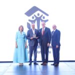 @LuisAbinader celebró, junto con @HabitatRepDom, las 55,000 soluciones habitacionales entregadas por la entidad en RD
