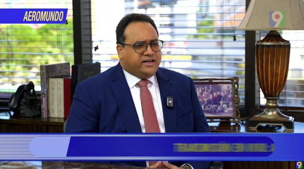Entrevista a Andrés Astacio en Aeromundo con Guillermo Gómez