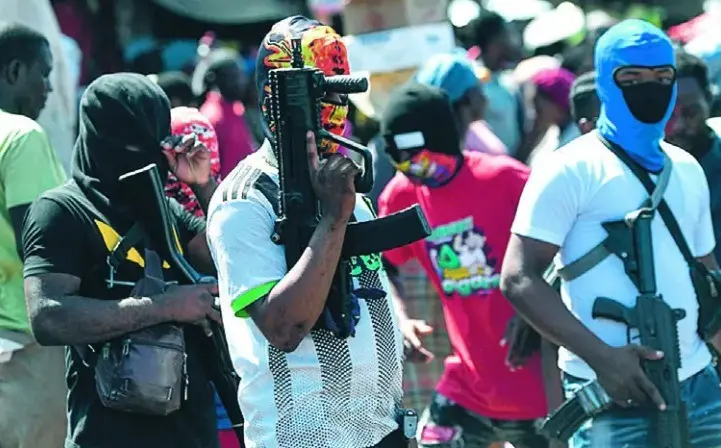 GRUPO ARMADO (GRUPO TERRORISTA) HAITIANO toma la aduana en Haití cerca de la frontera con Jimaní | CRISI HAITI
