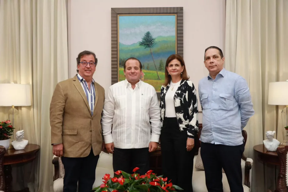 Senador @DrDanielRivera_ indica que @RaquelPenaVice y @JosePaliza fueron decisivos para bajar las tensiones en el CDES