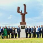 MONUMENTO A LA PAZ  Y A LA LIBERTAD |Rey de España, presidente @LuisAbinader  y @CarolinaMejiag participan en la inauguración del monumento “Flame”