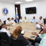 @PRM_Oficial En un ambiente de colaboración y compromiso, nuestro Presidente @JosePalizay la Secretaria General del partido @CarolinaMejiaG, compartieron una jornada de diálogo y planificación junto a nuestros alcaldes, autoridades municipales y distritales de la provincia San Juan