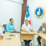 @JosePaliza Recordemos siempre aquel viejo proverbio, “si quieres ir rápido, ve solo. Si quieres llegar lejos, ve acompañado”. Grata jornada de trabajo en nuestra Casa Nacional @PRM_Oficial