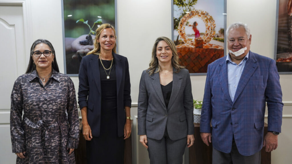 Trazan hoja de ruta para desarrollar seguros para personas vulnerables en la República Dominicana
