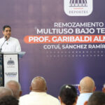 Ministro Kelvin Cruz entrega remozado el multiuso Garibaldi Almonte de Cotuí