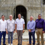Ministro Roberto Ángel Salcedo visita construcción de obras culturales en Ciudad Juan Bosch