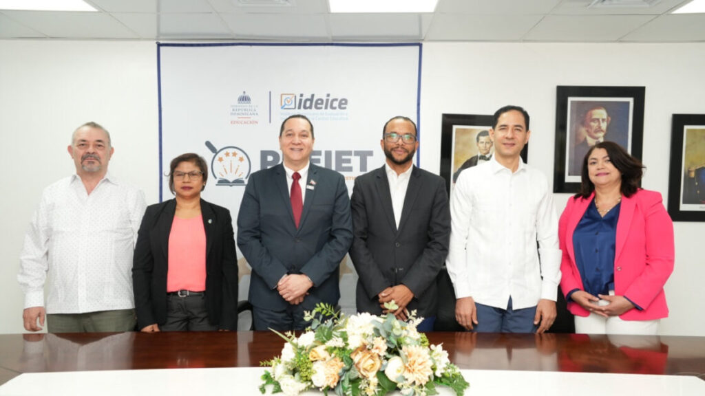 IDEICE convoca a investigadores de la comunidad educativa a postularse al Premio Nacional a la Evaluación e Investigación Transformadora 2025