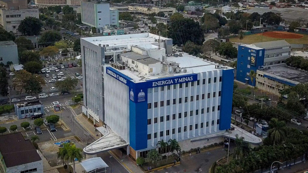 Energía y Minas anuncia el 5.º congreso sobre prevención de riesgos laborales enfocado en el sector minero dominicano