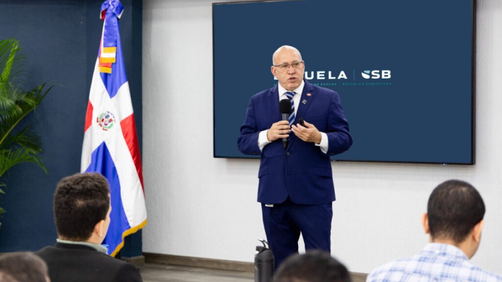 Escuela SB ha brindado formación gratuita a más de 19,000 personas, en su primer año