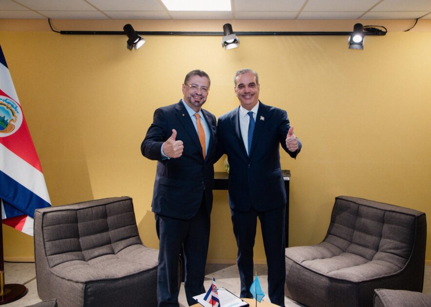 @PresidenciaRD @LuisAbinader se reunió con su homólogo de Costa Rica, Rodrigo Chávez, con quien afianzó los lazos de cooperación existentes entre ambas naciones