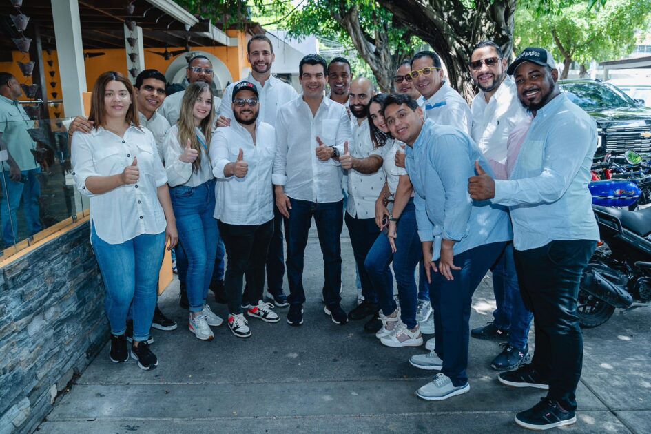 @WArnaudBisono Un domingo más compartiendo con comunitarios y compañeros del Distrito Nacional