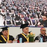 @LMDeCamps pronunció un discurso durante la ceremonia de graduación de la @PUCMM