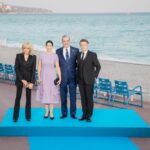 Presidente @LuisAbinader y Primera Dama son recibidos por el presidente @EmmanuelMacron y su esposa en Cena de Gala