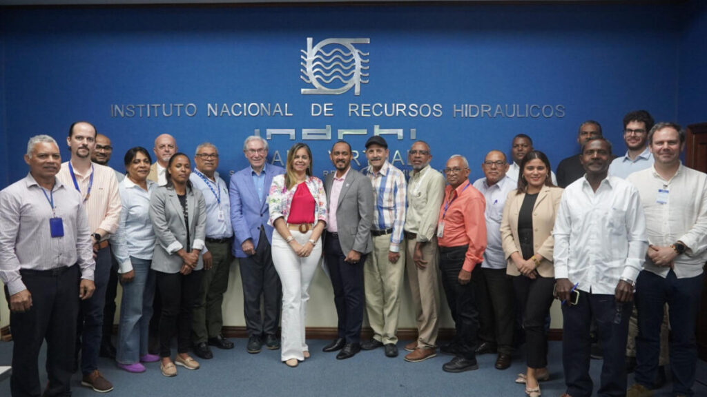 Indrhi socializa avances del Plan Hidrológico Nacional con expertos y técnicos del sector agua
