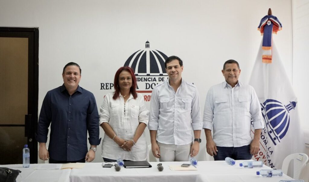 @JeanLuisRJ En la hermosa provincia de Samaná, cumpliendo con el #ElGobiernoEnLasProvincias