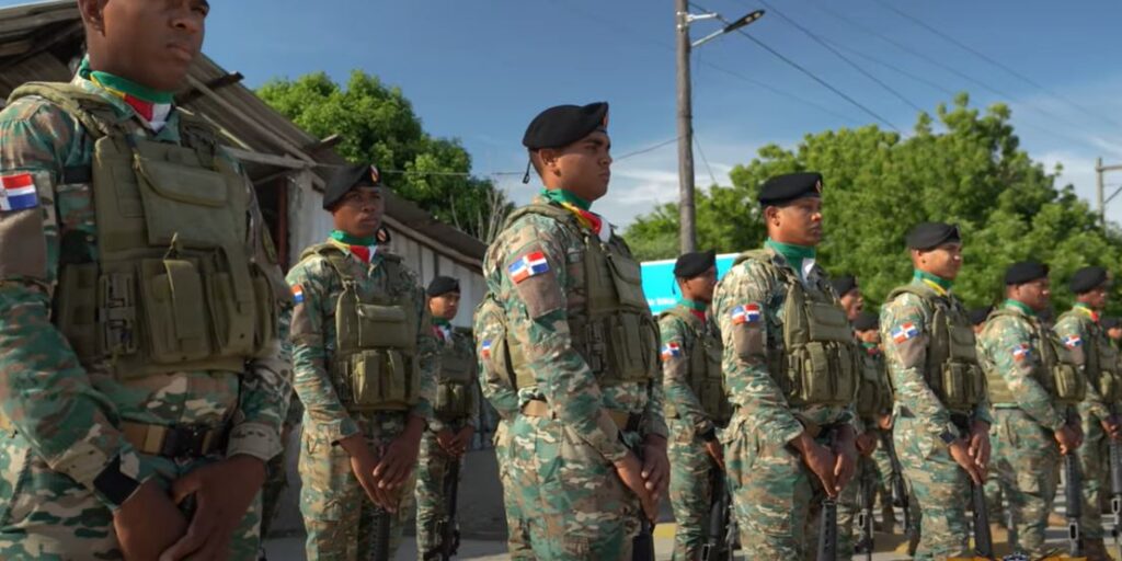 @MDefensaRD : Ministro de Defensa encabeza reinauguración de destacamento militar en San Juan de la Maguana