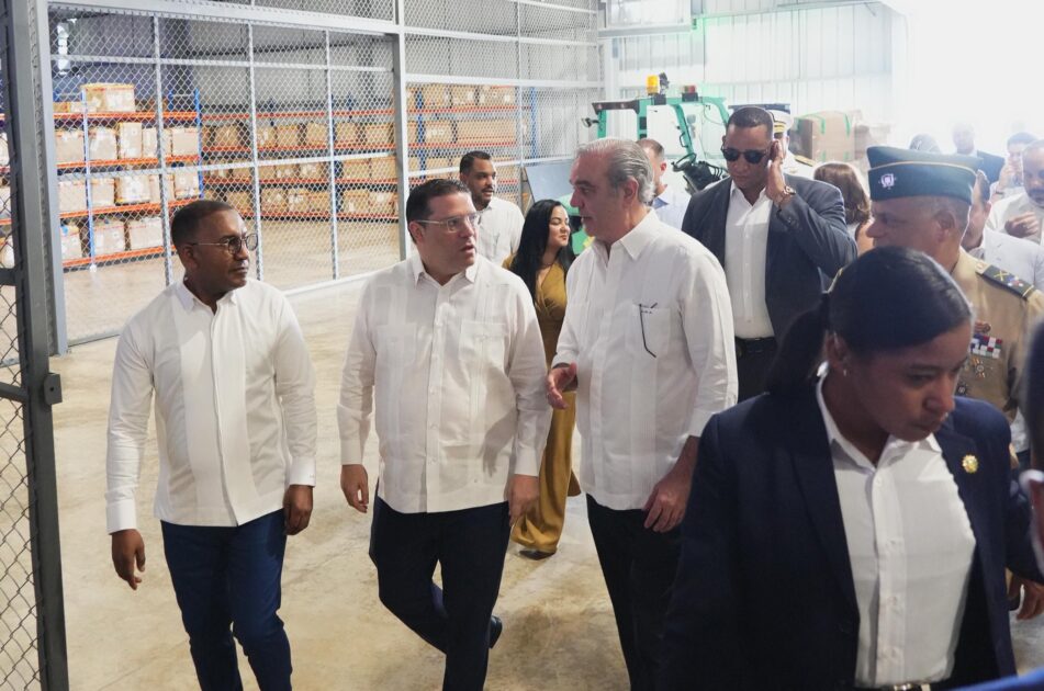 @SanzLovaton Con la presencia del presidente @LuisAbinader, vamos a inaugurar la nueva #TerminalCourierDGA en AILA