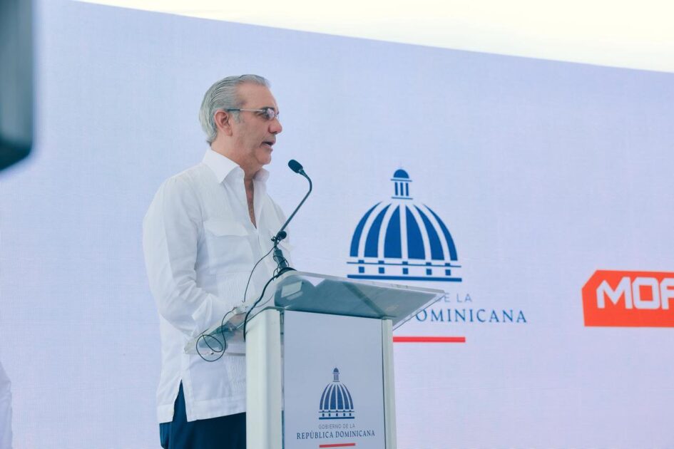 @HomeroFigueroaG Con 17 puentes y 19.8 km de longitud, se inaugura la circunvalación de Baní