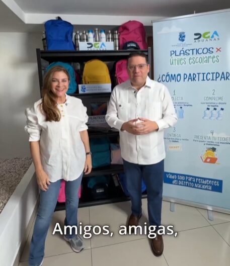 @CarolinaMejiaG ¡El 24 de agosto cambiaremos botellas por sonrisas!