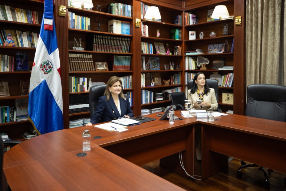 @RaquelPenaVice Seguimos trabajando por la salud y el bienestar de nuestra gente