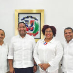 Conadis y autoridades provinciales de Pedernales coordinan acciones para turismo accesible