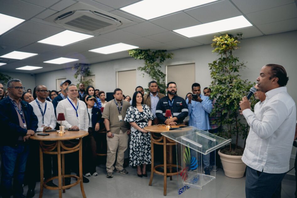 @SPereyraRojas Hoy realizamos un recorrido por varias instalaciones de @Refidomsa, con el fin de conocer de primera mano al equipo de trabajo y sus procesos