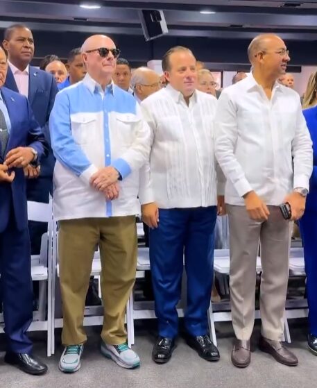 @PRM_Oficial En un gran encuentro con cientos de dirigentes nacionales, trabajamos comprometidos con la transparencia y el servicio al pueblo dominicano