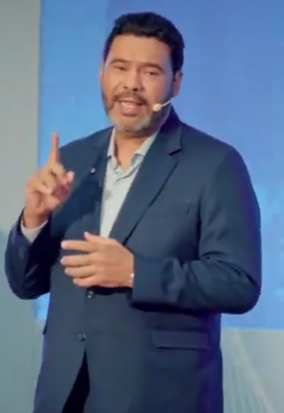 @CholitinDuluc presenta su rendición de cuentas de su primer año en el senado