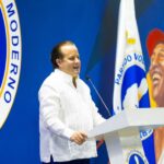 @PRM_Oficial Con la participación de los miembros de la Dirección Ejecutiva y la distinguida presencia del expresidente @llegopapa, el presidente del PRM @JosePaliza junto a nuestro secretario nacional de organización @DeligneAB, se realiza reunión en la casa nacional del PRM